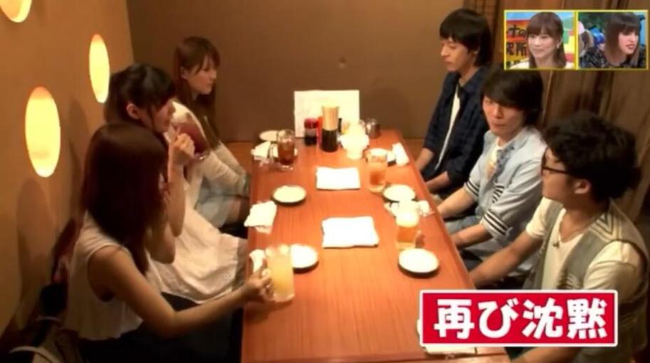 日本恋爱综艺：接吻相亲在年轻人中的流行程度为何如此之高？